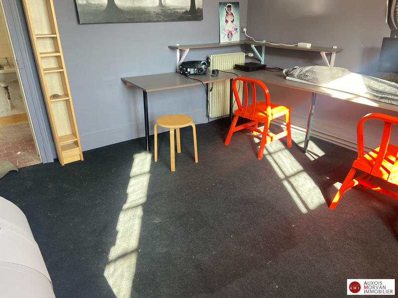 Maison - 208 m² - 12 pièces