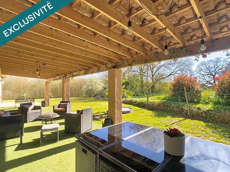 Maison - 178 m² - 8 pièces