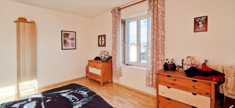 Maison - 137 m² - 6 pièces