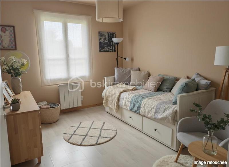Maison - 90 m² - 5 pièces