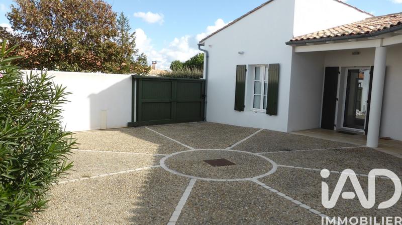 Maison - 219 m² - 6 pièces