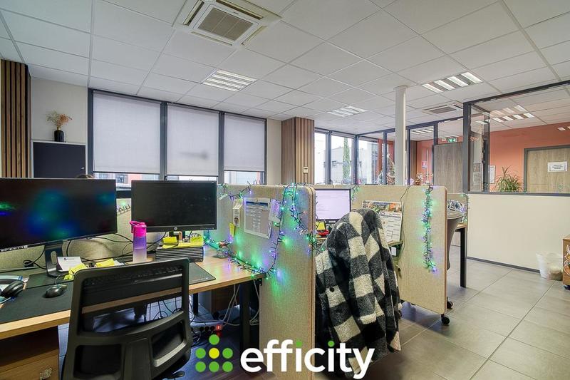 Local d'activité / Entrepôt - 534 m²