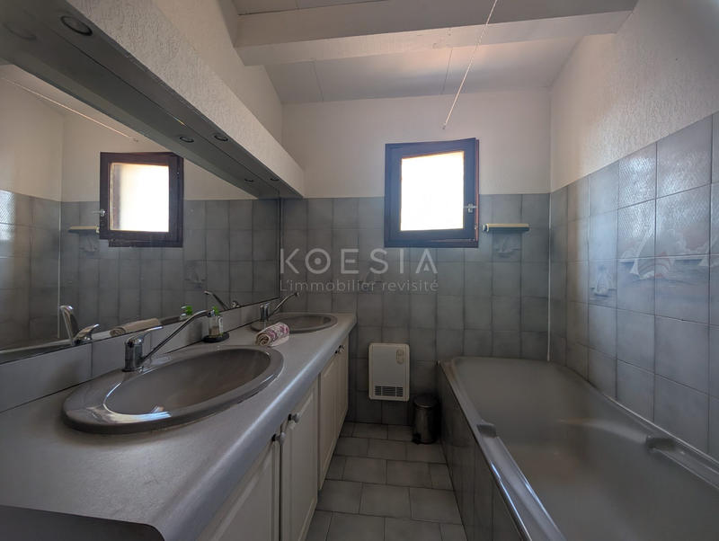 Maison traditionnelle - 80 m² - 4 pièces