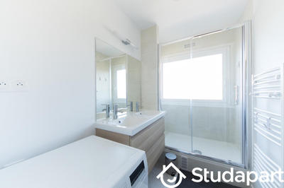 Appartement - 82 m² - 5 pièces