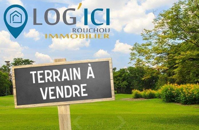 Terrain constructible - 1 818 m²