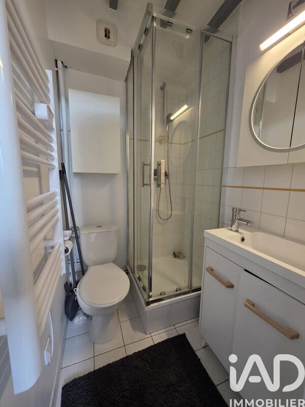 Studio - 14 m² - 2 pièces