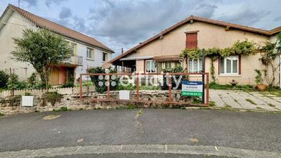 Maison - 130 m² - 8 pièces