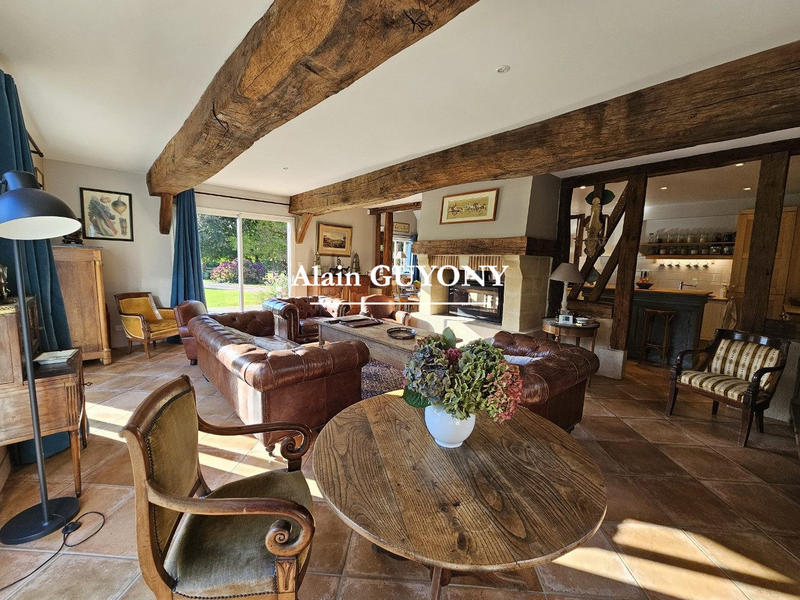 Maison ancienne - 190 m² - 6 pièces