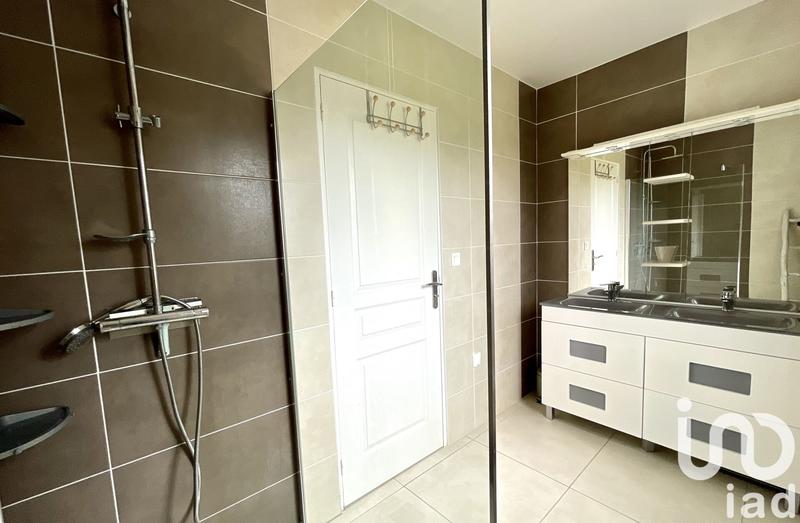 Maison - 121 m² - 5 pièces