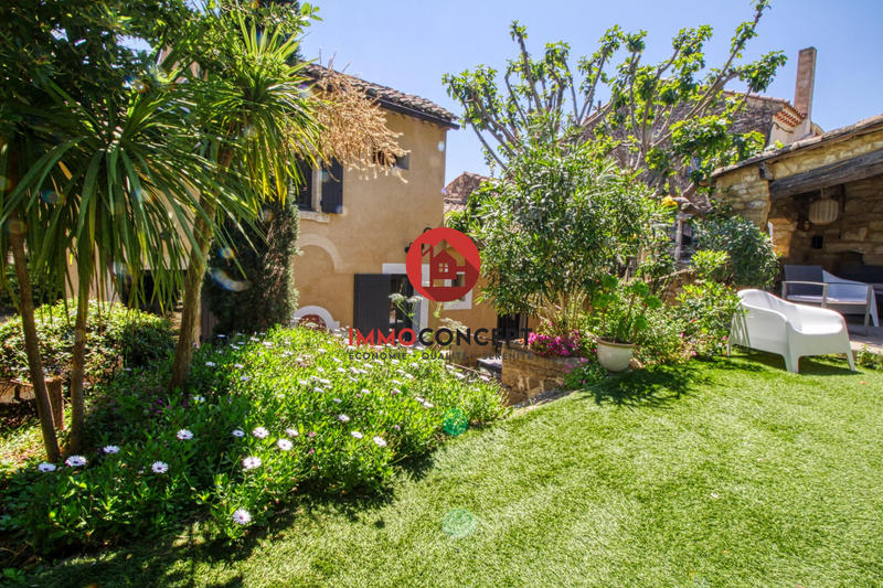 Maison ancienne - 205 m² - 9 pièces