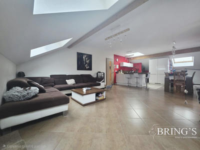 Appartement - 120 m² - 5 pièces