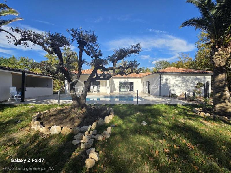 Maison - 176 m² - 5 pièces