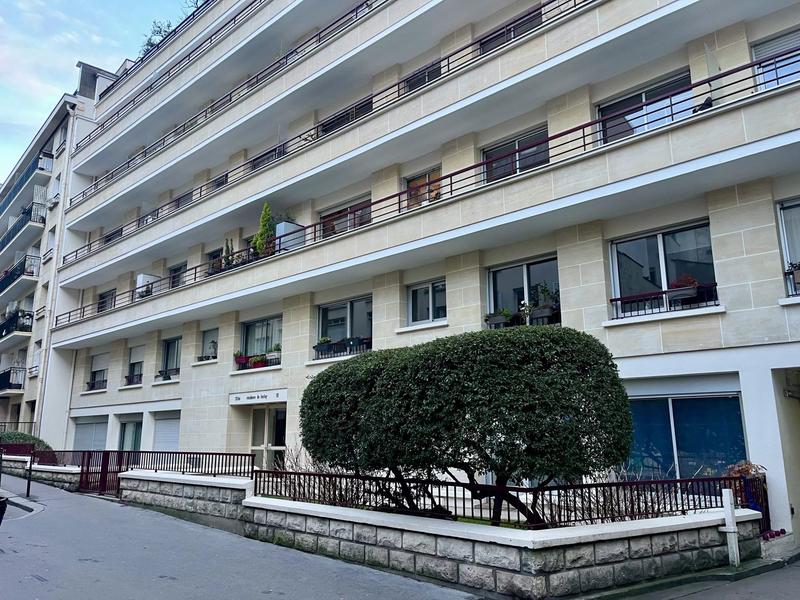 Parking / Garage - 15 m²