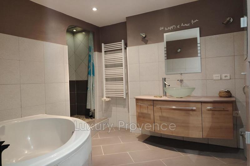 Maison de village - 75 m² - 3 pièces