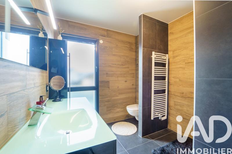 Maison - 141 m² - 6 pièces