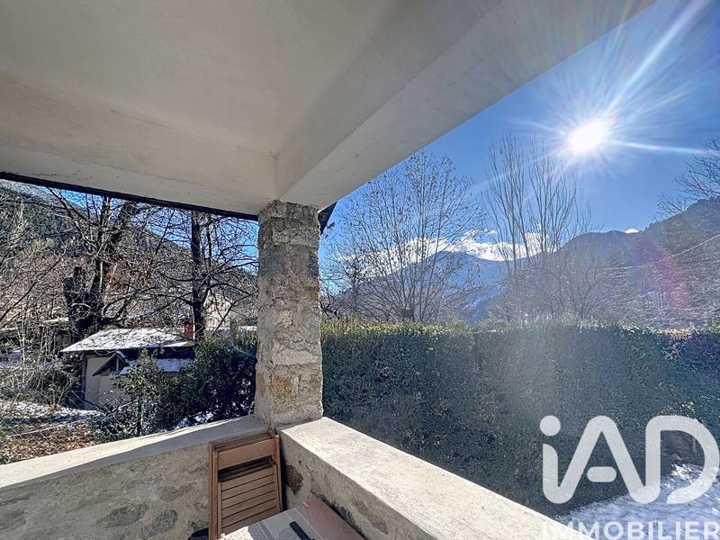 Maison - 101 m² - 4 pièces