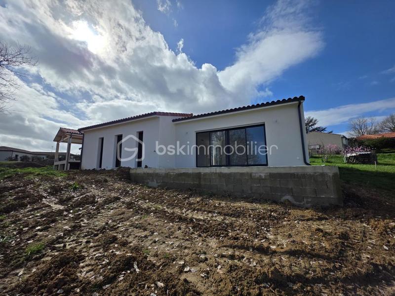 Maison - 97 m² - 4 pièces