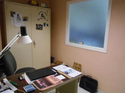 Immeuble mixte - 200 m² - 4 pièces