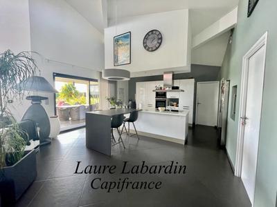 Villa - 160 m² - 5 pièces