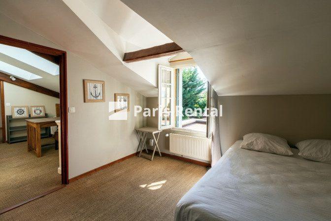Maison - 159 m² - 5 pièces