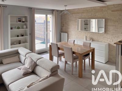 Maison - 80 m² - 5 pièces