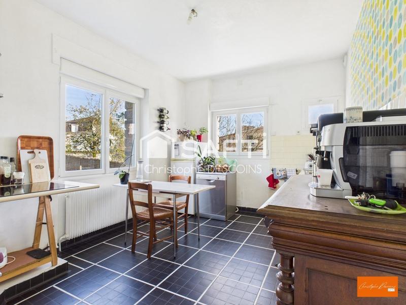 Maison - 160 m² - 8 pièces