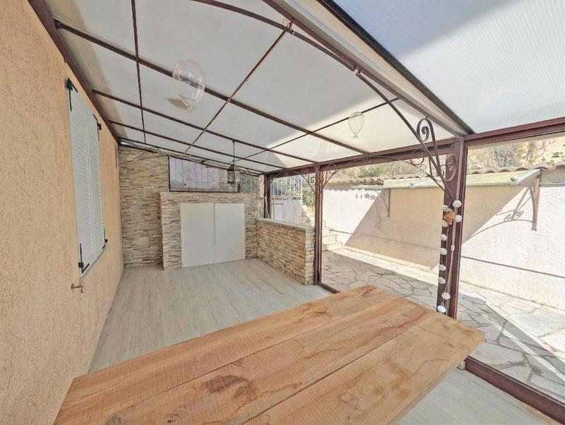 Maison - 181 m² - 5 pièces