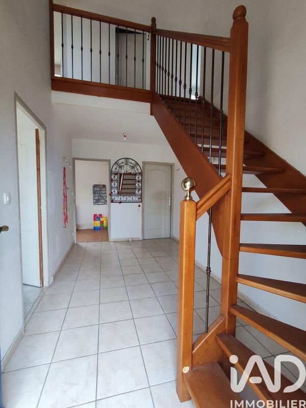 Maison - 178 m² - 7 pièces