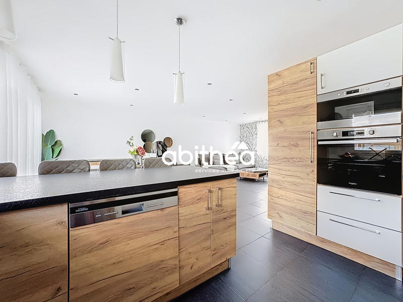 Maison - 127 m² - 5 pièces