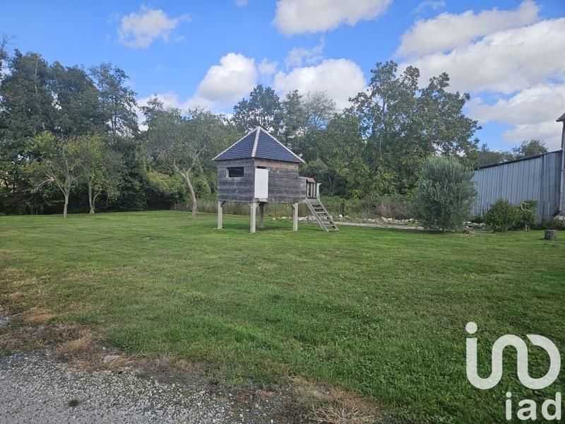 Maison - 232 m² - 7 pièces