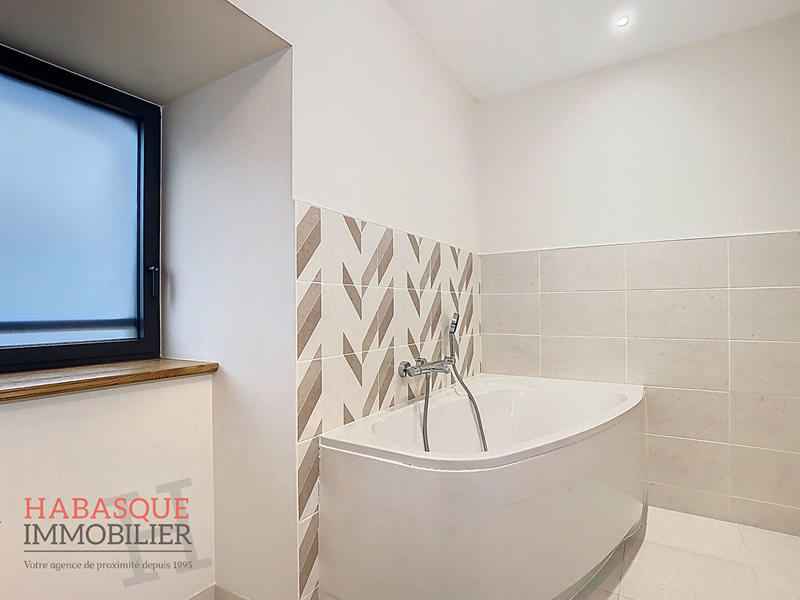 Maison - 111 m² - 5 pièces