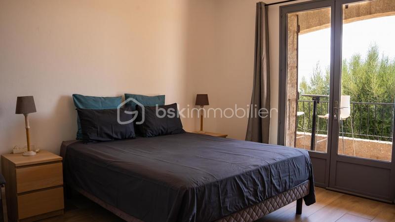 Maison en pierre - 263 m² - 11 pièces