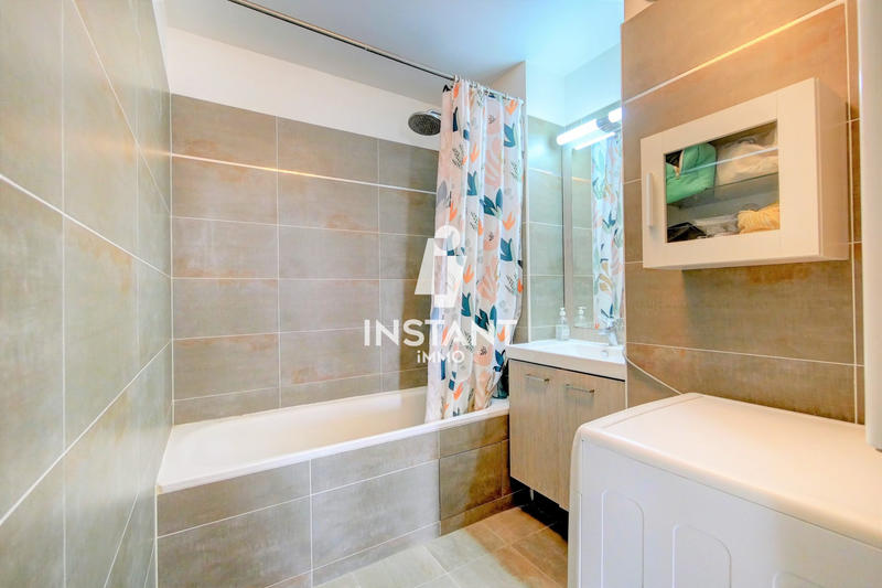 Appartement - 64 m² - 3 pièces