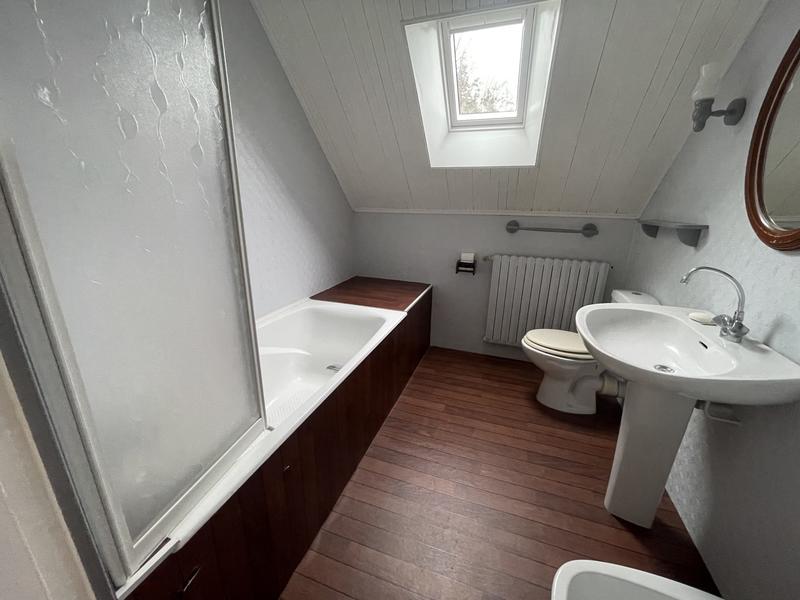 Maison - 163 m² - 7 pièces