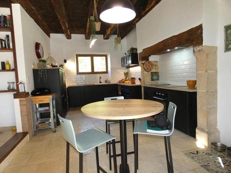 Maison - 260 m² - 6 pièces