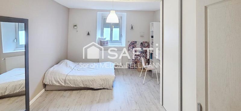 Maison - 273 m² - 5 pièces