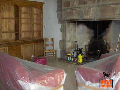 Maison - 450 m² - 20 pièces