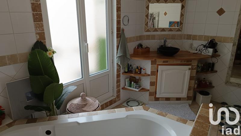 Maison de village - 80 m² - 4 pièces