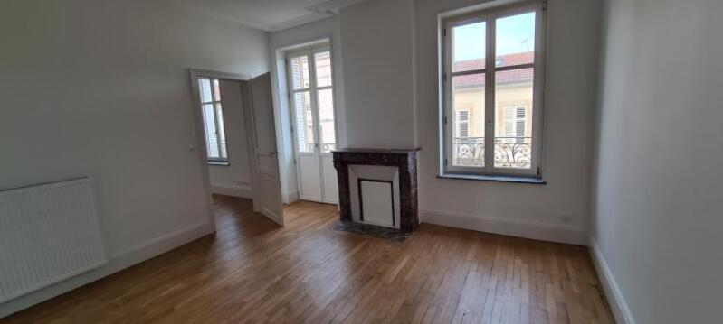 Appartement - 65 m² - 3 pièces