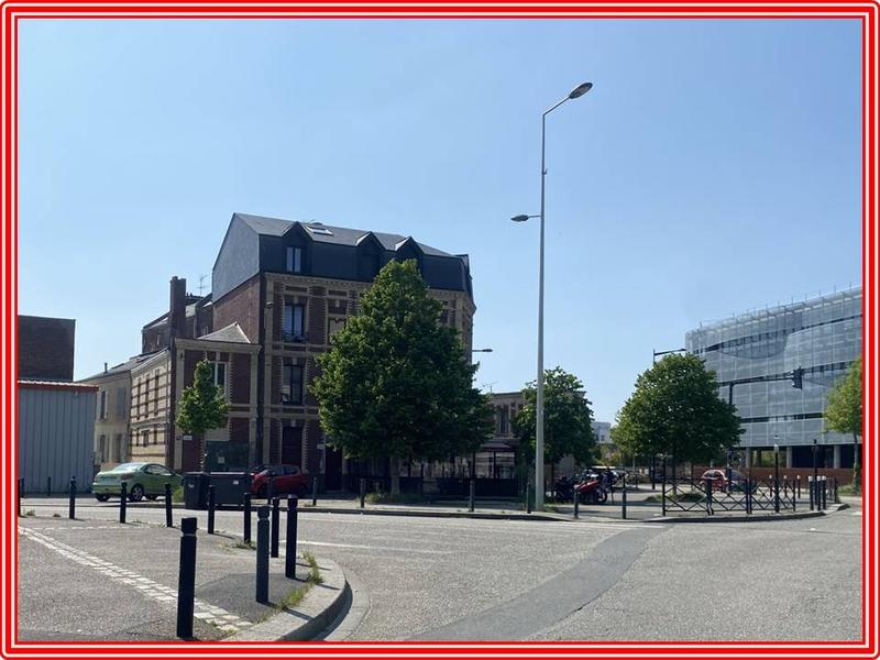 Appartement - 155 m² - 6 pièces