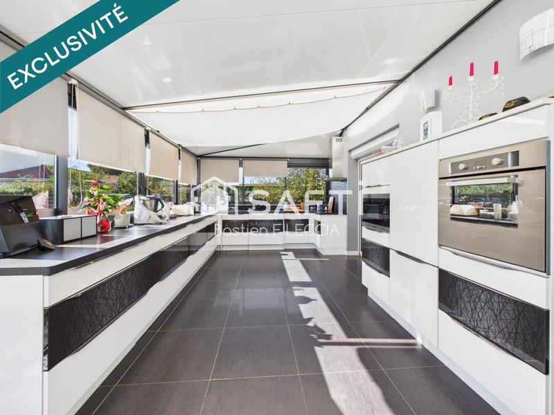 Maison - 150 m² - 7 pièces