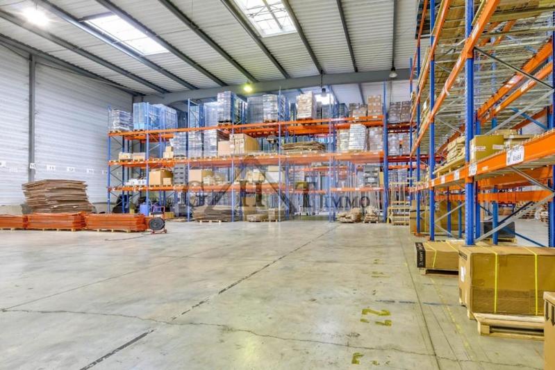 Entrepôt - 1 998 m²