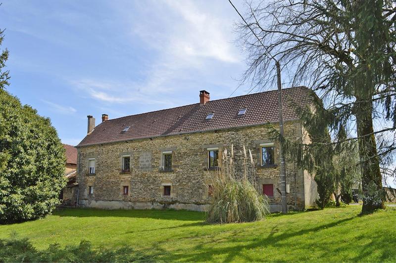 Maison - 231 m² - 9 pièces