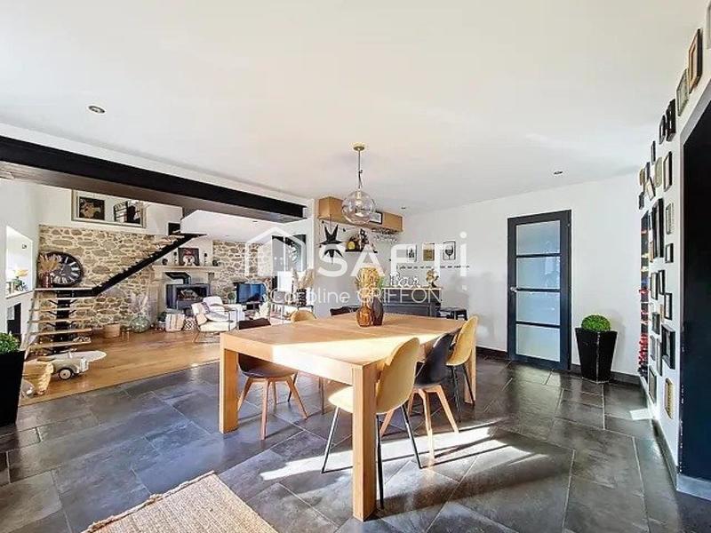 Maison - 148 m² - 4 pièces