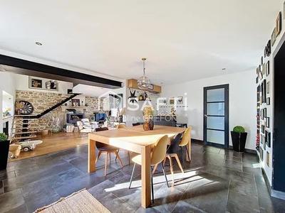 Maison - 148 m² - 4 pièces