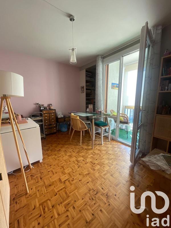 Appartement - 98 m² - 5 pièces