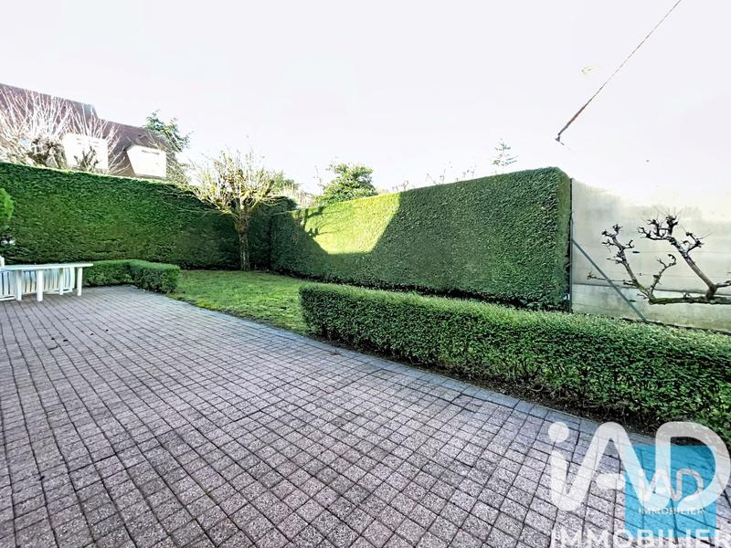 Maison - 207 m² - 8 pièces