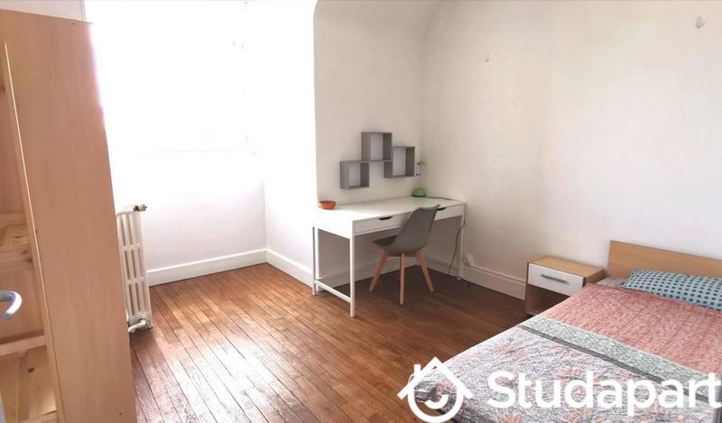 Chambre - 12 m² - 1 pièce