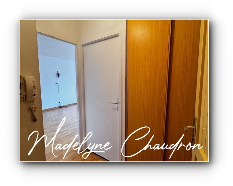 Studio - 30 m² - 1 pièce