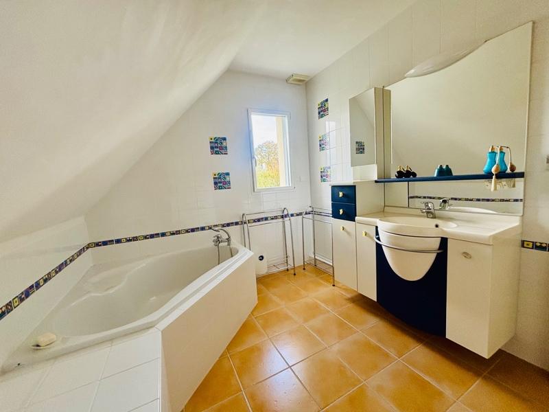 Maison - 146 m² - 5 pièces